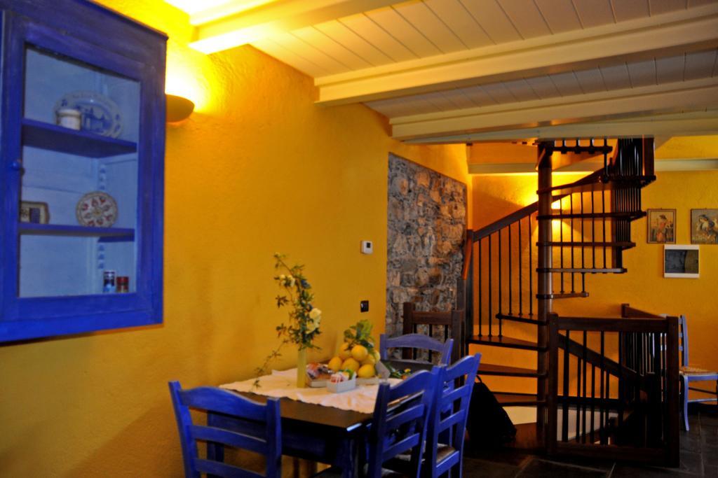 Villa Ca Dei Conti San Bartolomeo Al Mare Habitación foto
