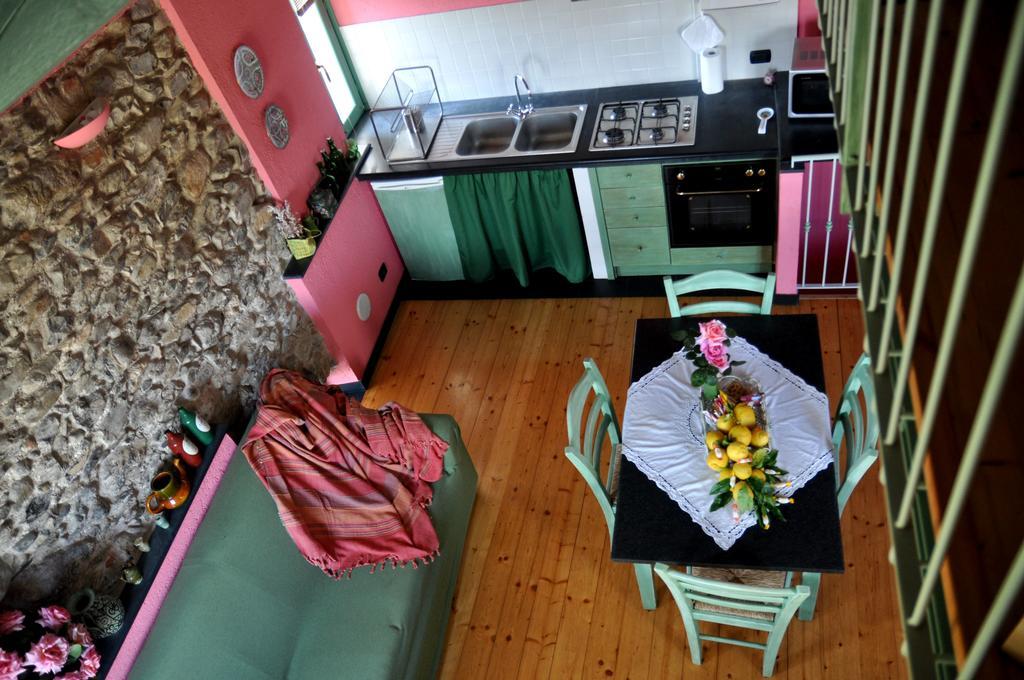 Villa Ca Dei Conti San Bartolomeo Al Mare Habitación foto
